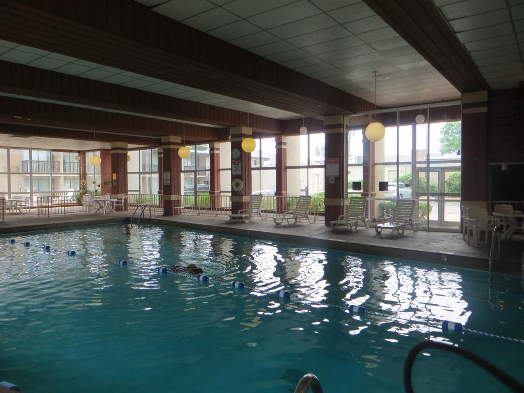 Rodeway Inn Skokie Evanston Exterior foto