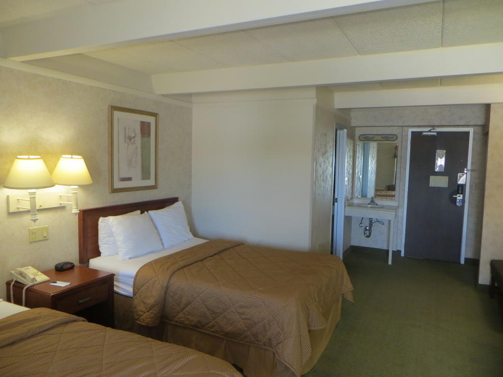 Rodeway Inn Skokie Evanston Quarto foto
