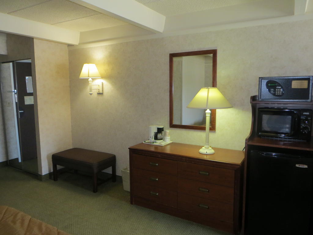 Rodeway Inn Skokie Evanston Quarto foto